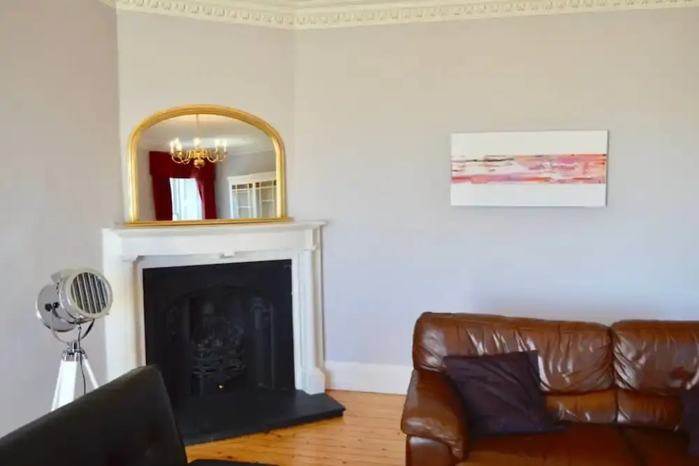 Incredible Edinburgh Penthouse Apartment With Roof Terrace