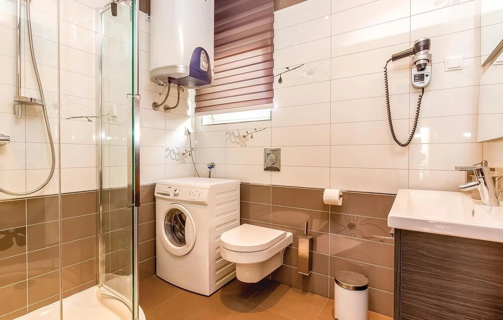 Stunning Apartment in Crikvenica With Sauna, 2 Bedrooms and Wifi