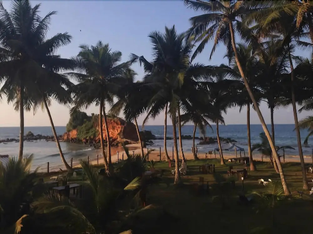 Giragala Village Hotel