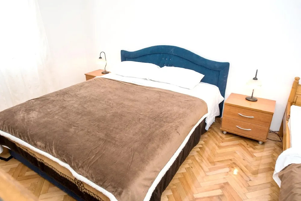 Apartment With one Bedroom in Kaštel Štafilic, With Pool Access, Enclo