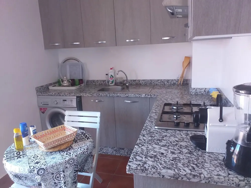 Quiet apartment in a paradise residence. Overnight prices, remained stable