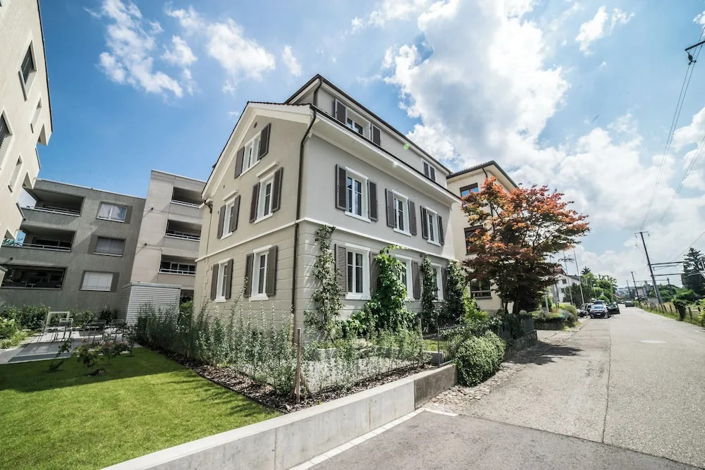 Tilia Apartments