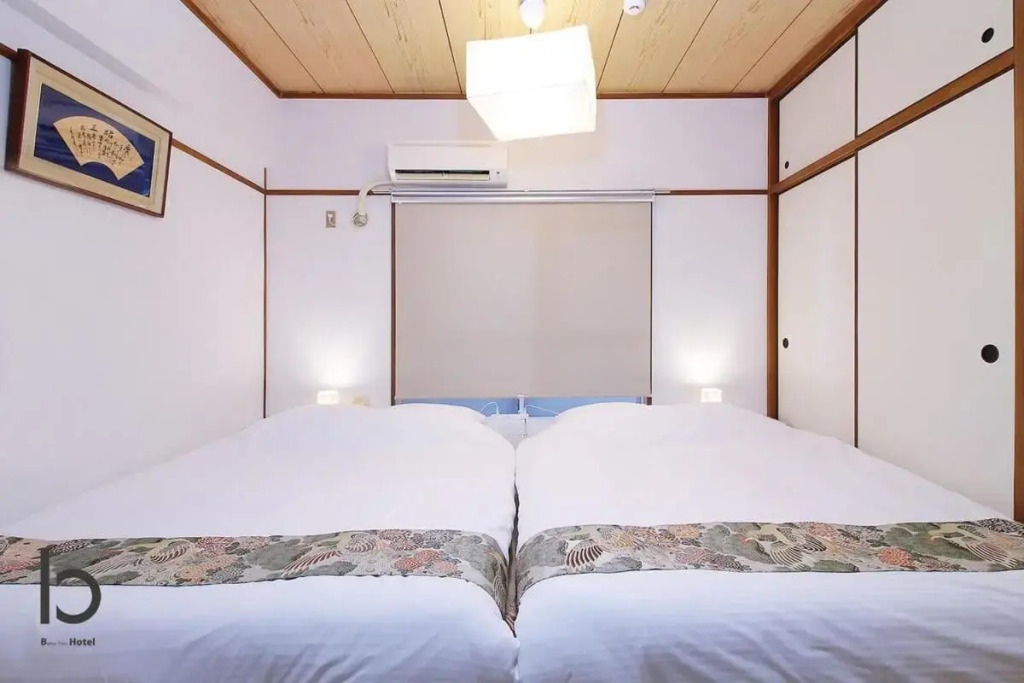 bHotel135 1 BR for 4 ppl mins walk to Peace Park