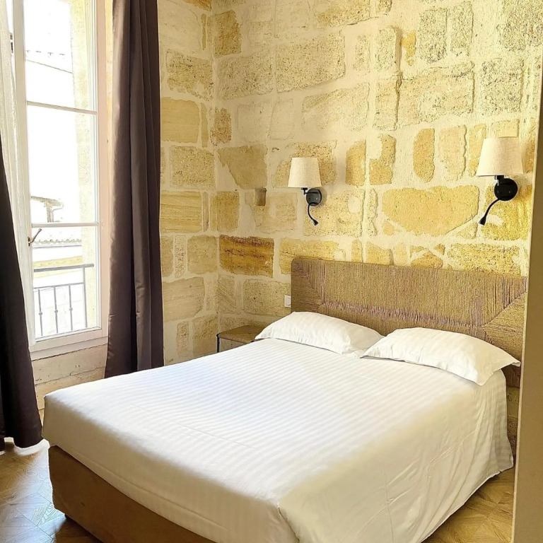 Hôtel La Tour Intendance