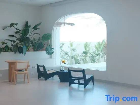Sunset Island Luxury Seaview Homestay