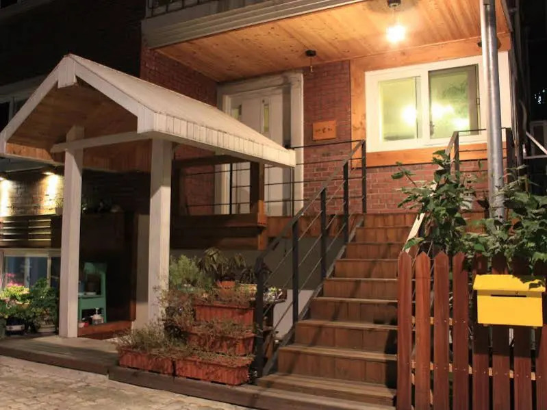 Maruji Guesthouse