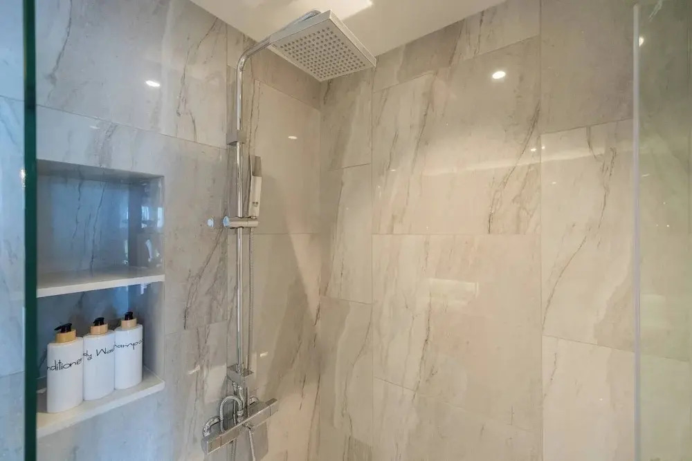 Stylish Apartments in a New Boutique Complex in the Laguna