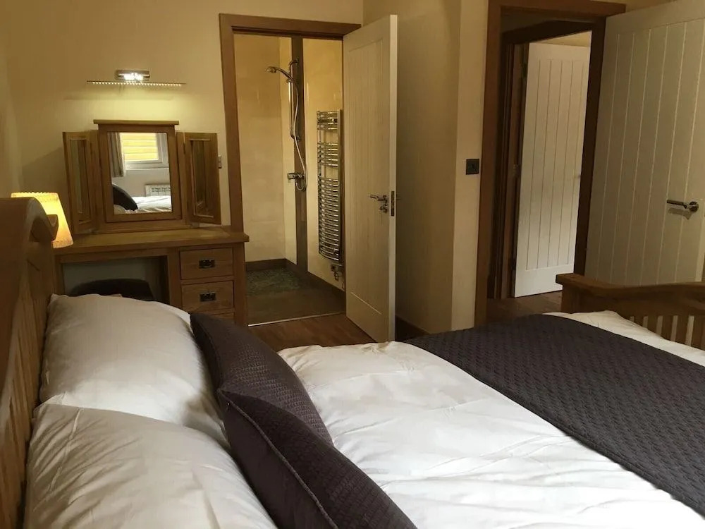 Shellow Lane Lodges