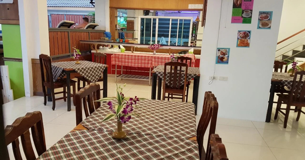 Green Harbor Hotel & Service Apartment