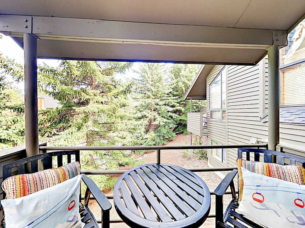 3710 Navajo Trail Townhouse Unit #74 4 Bedrooms 4 Bathrooms Townhouse