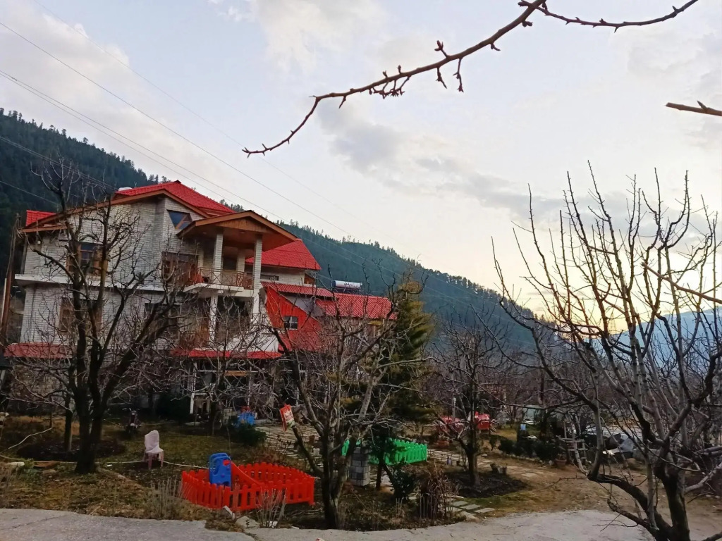 1 BR Cottage in Manali - Naggar Road, by GuestHouser (40A5)