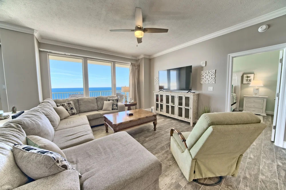 Unit 2304 2 Bedroom Condo by RedAwning
