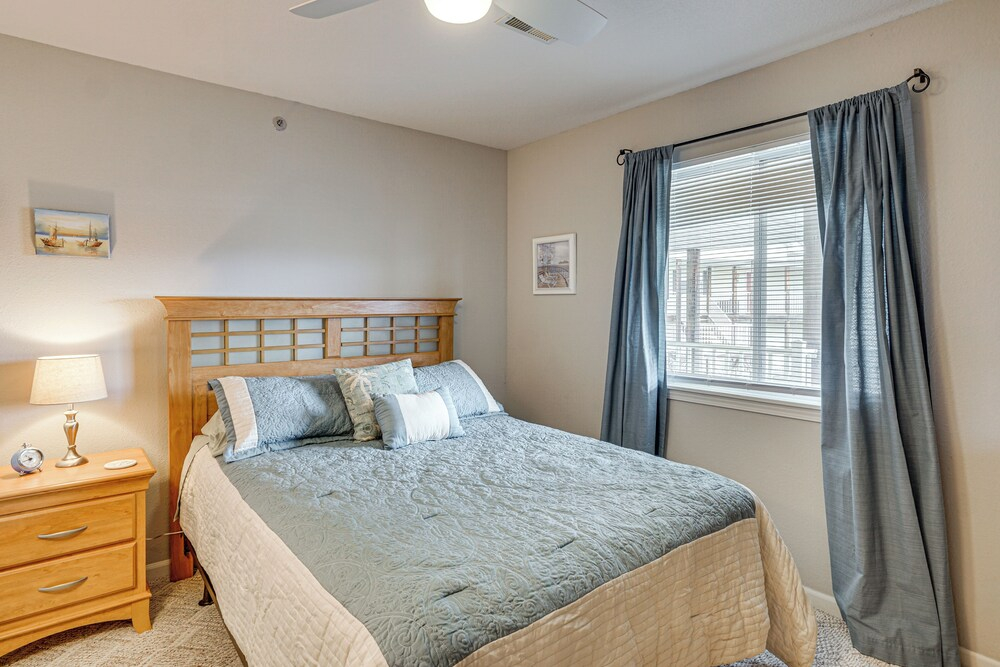 Ozark Condo W/community Pool & Beach Access