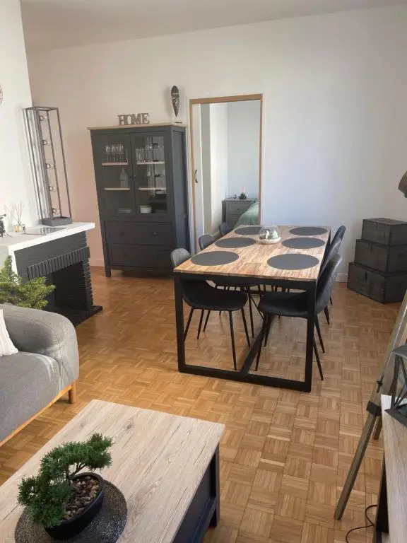 Appartement…LH center / 6 pers. parking privé