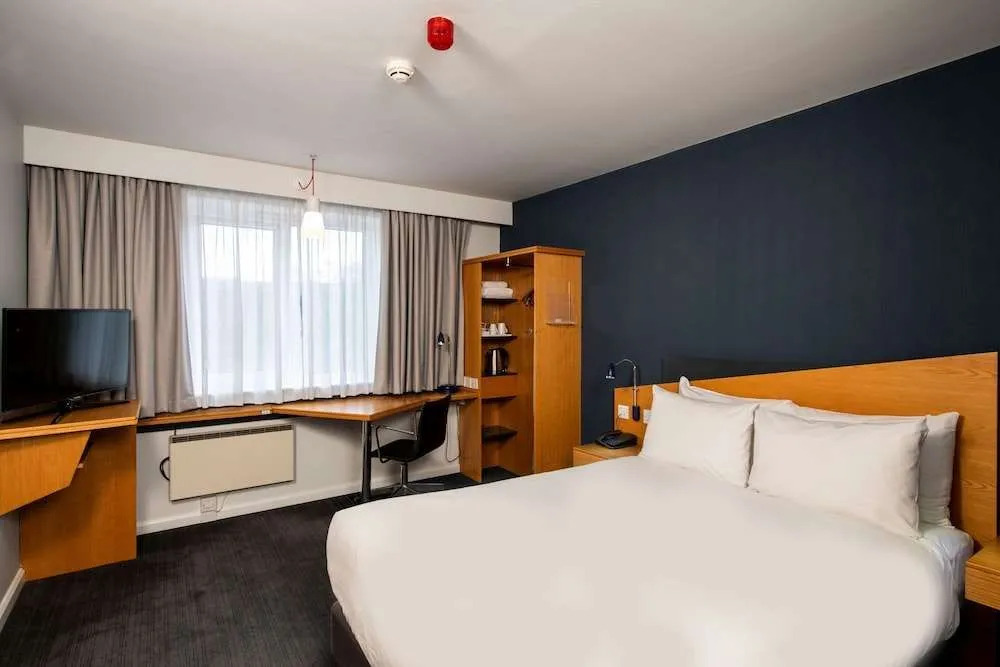 Holiday Inn Express Birmingham Oldbury M5 Jct 2