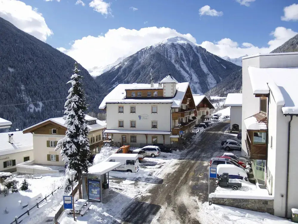 Hotel Traube - Stelvio