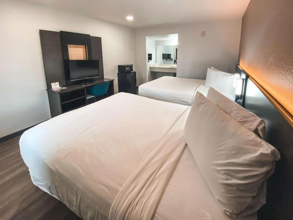 Motel 6-West Sacramento, CA