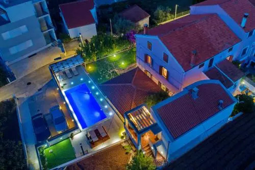 Apartments Guc