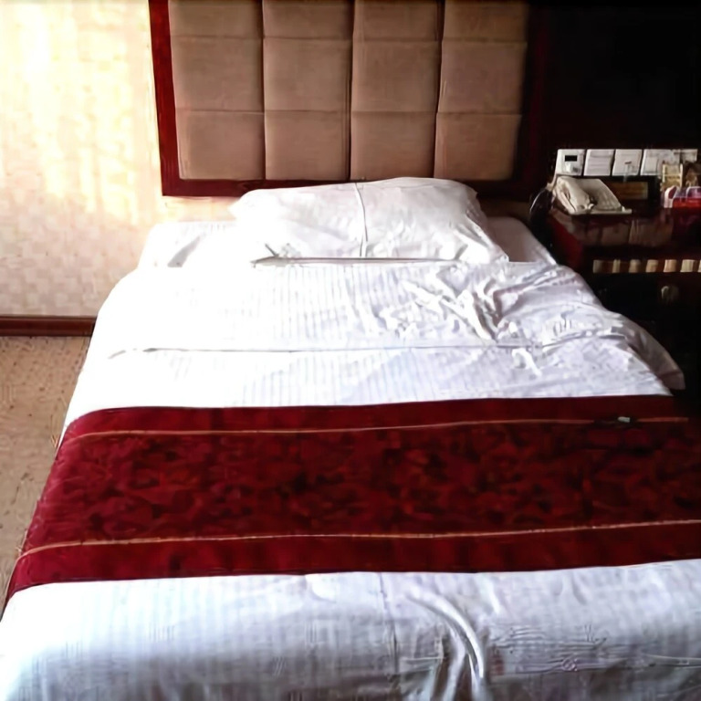 Zhongfang Hotel