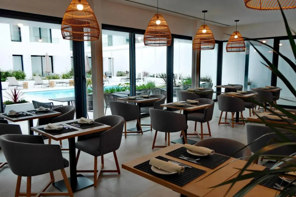 Pêro Teive Bay Apartments Hotel