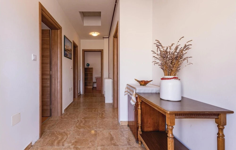 Stunning Apartment in Pula With Wifi and 2 Bedrooms