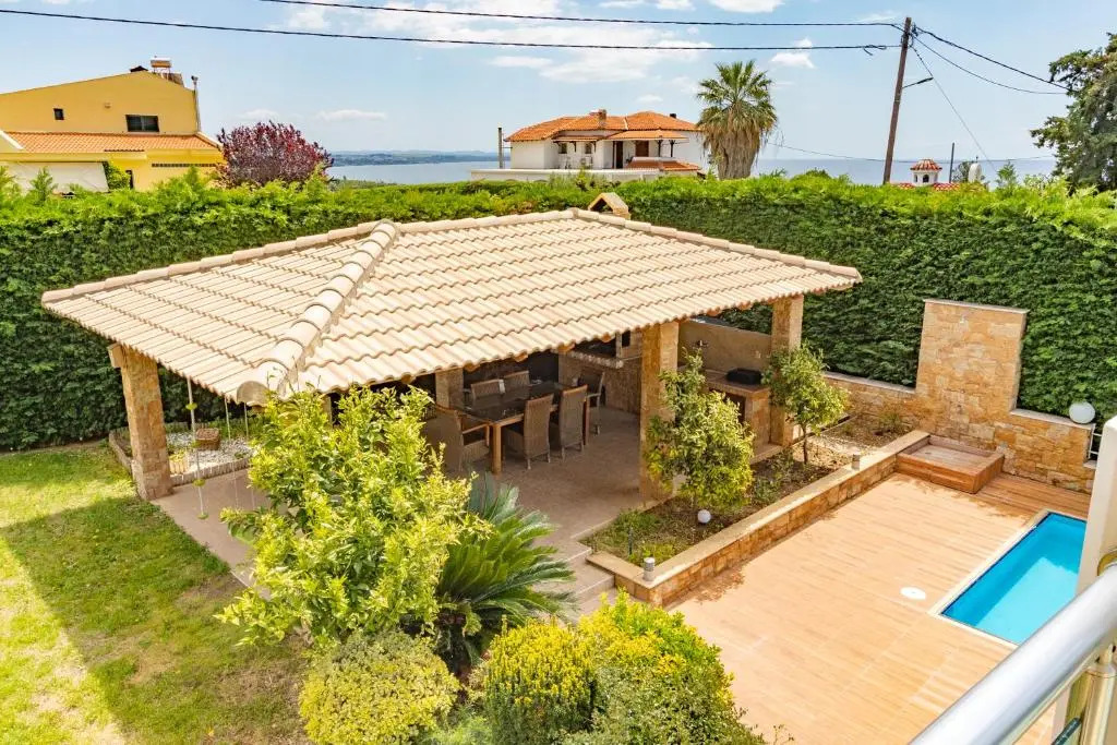 Nefeli & Dina Villas by Diomedes Group