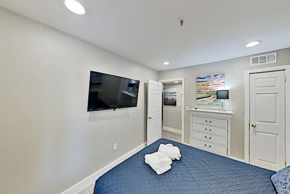 Treetop - 1br/1ba Well Appointed & Sleeps 4 1 Bedroom Condo