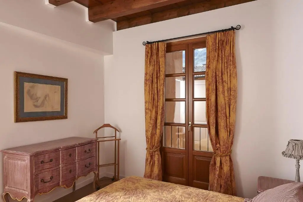 ALTIDO Charm house with terrace in the Como centre