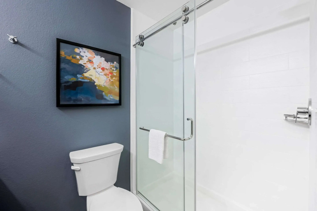 Everhome Suites Fayetteville near Fort Bragg