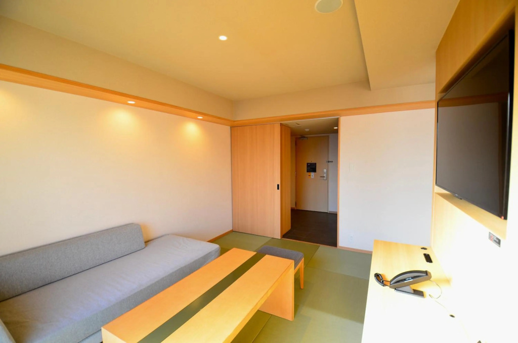 Henn na Hotel Premier Kyoto Gojo Karasuma -Formerly Watermark Hotel Kyoto