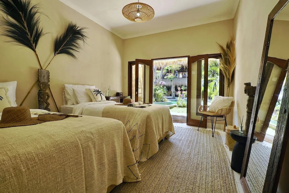 Sol Villas - Modern Tropical Stays