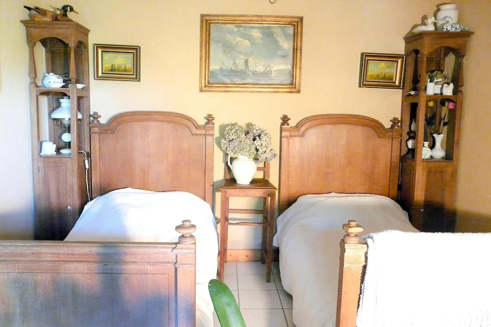 House With 2 Bedrooms in Trémolat, With Private Pool, Enclosed Garden