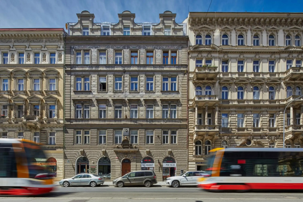 Deluxe Apartment in Lesser Town by Prague Days