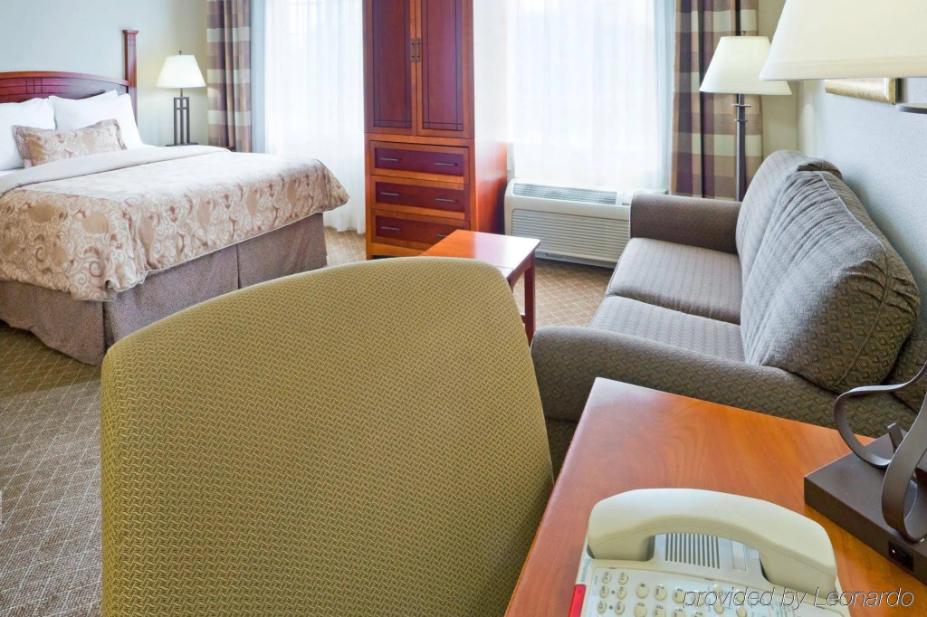 Staybridge Suites Cranbury - South Brunswick by IHG