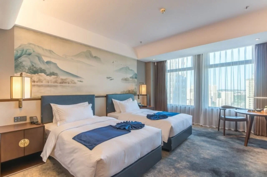 Rezen Dong Hotel (Changchun International Convention and Exhibition Center)