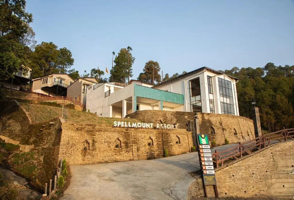 Spellmount - Himalayan View Infinity Pool Resort In Kausani