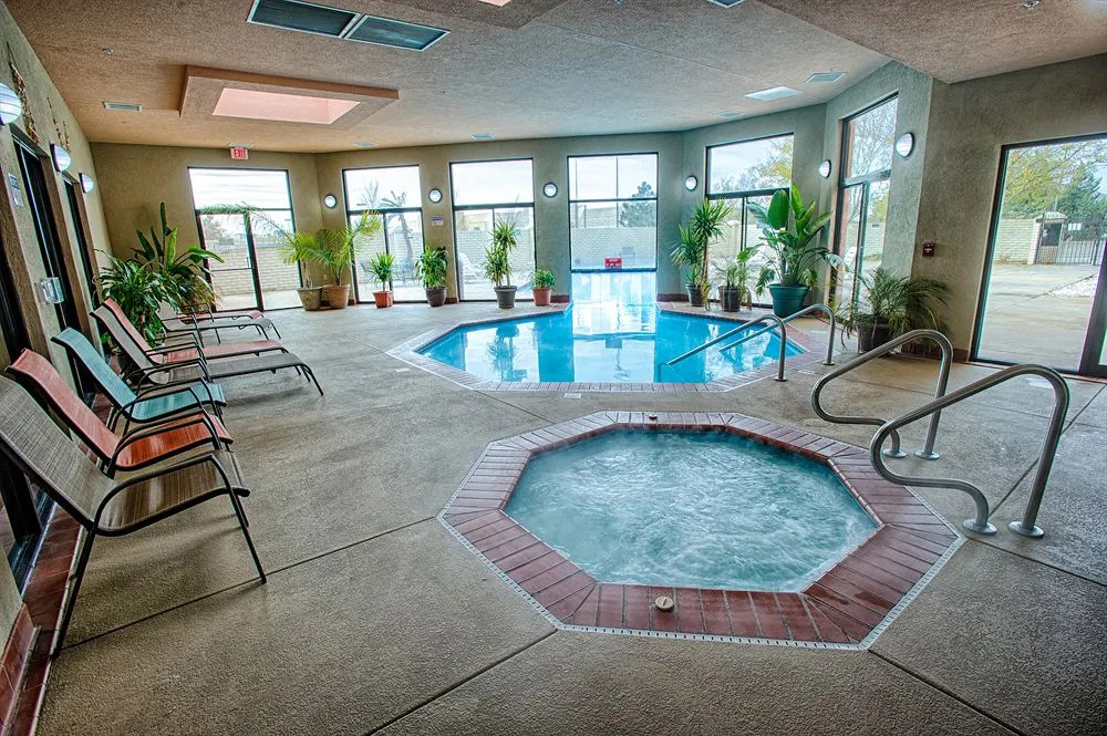 Northrock Suites