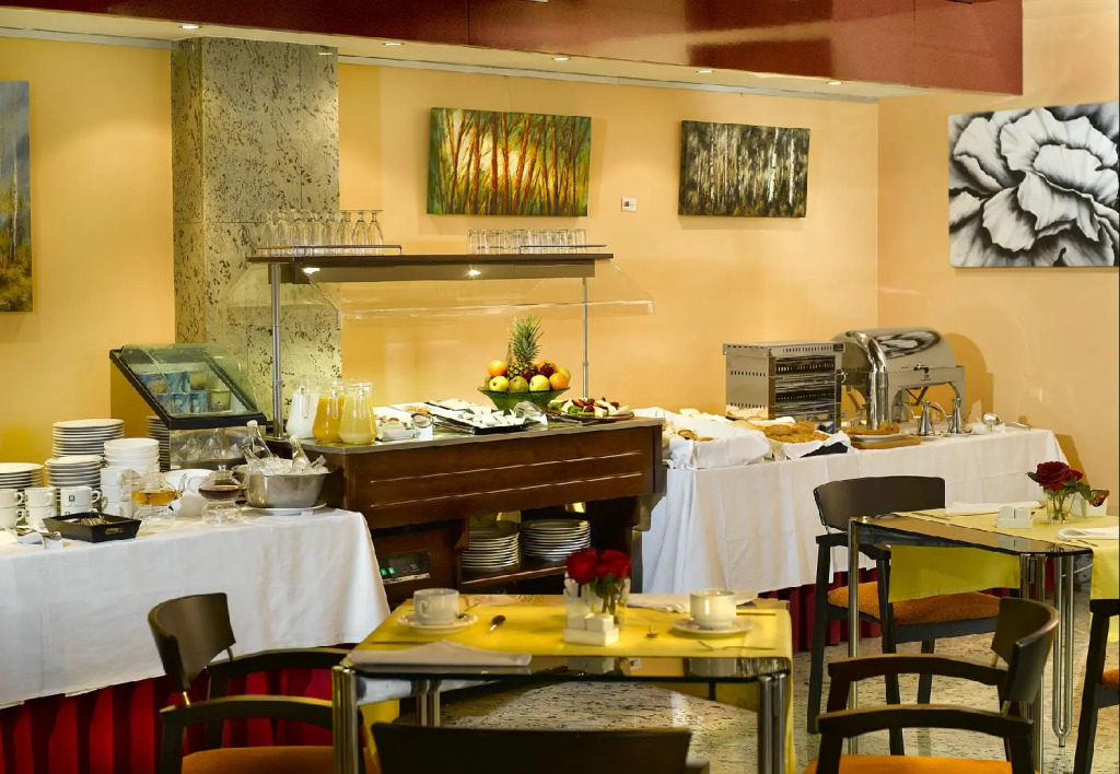 Hotel San José