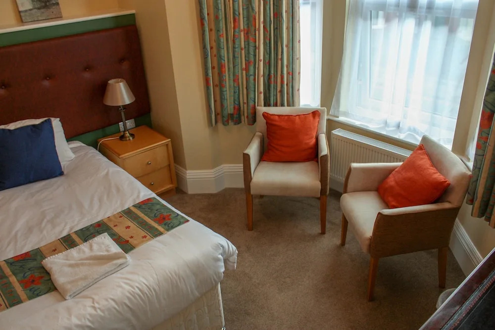 The Linden Leaf Hotel
