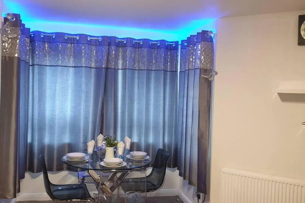 The Beach Apartment, near Outlander location