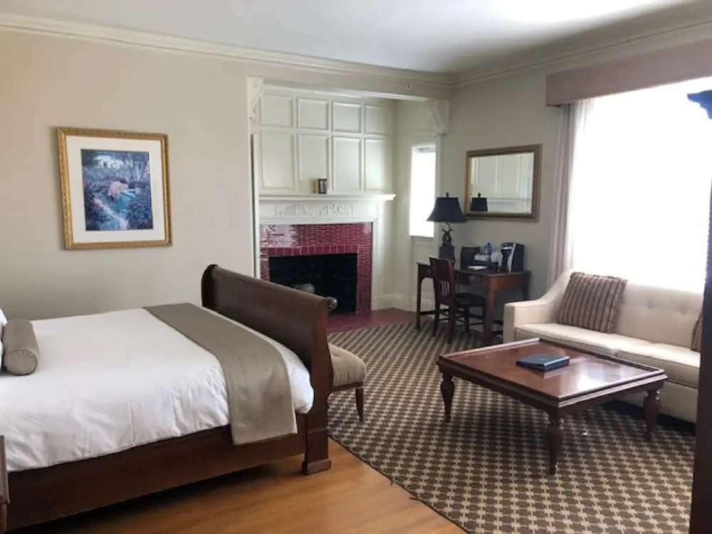 Oceancliff Resort I & II