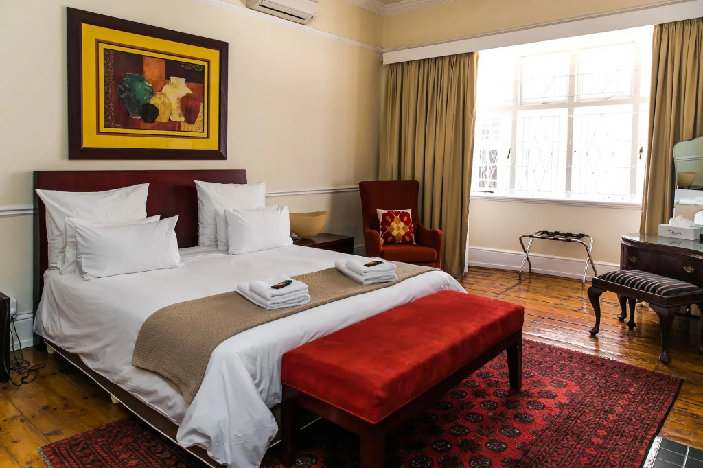 5 Camp Street Guesthouse & Self-catering