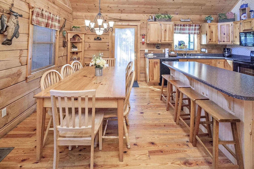 Best of Both Worlds by Eagles Ridge Resort