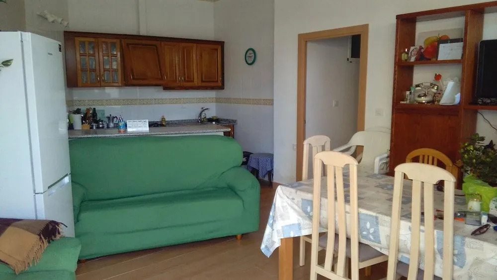 Cabo de Palos Rooms (Ideal Buceadores)