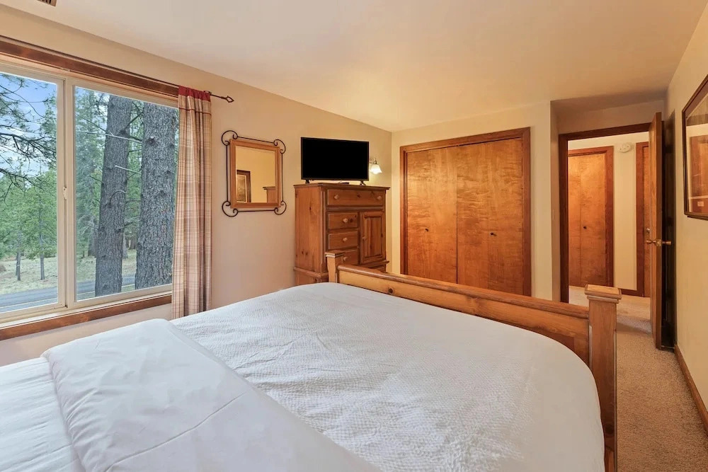7 Little Court 3 Bedroom Home