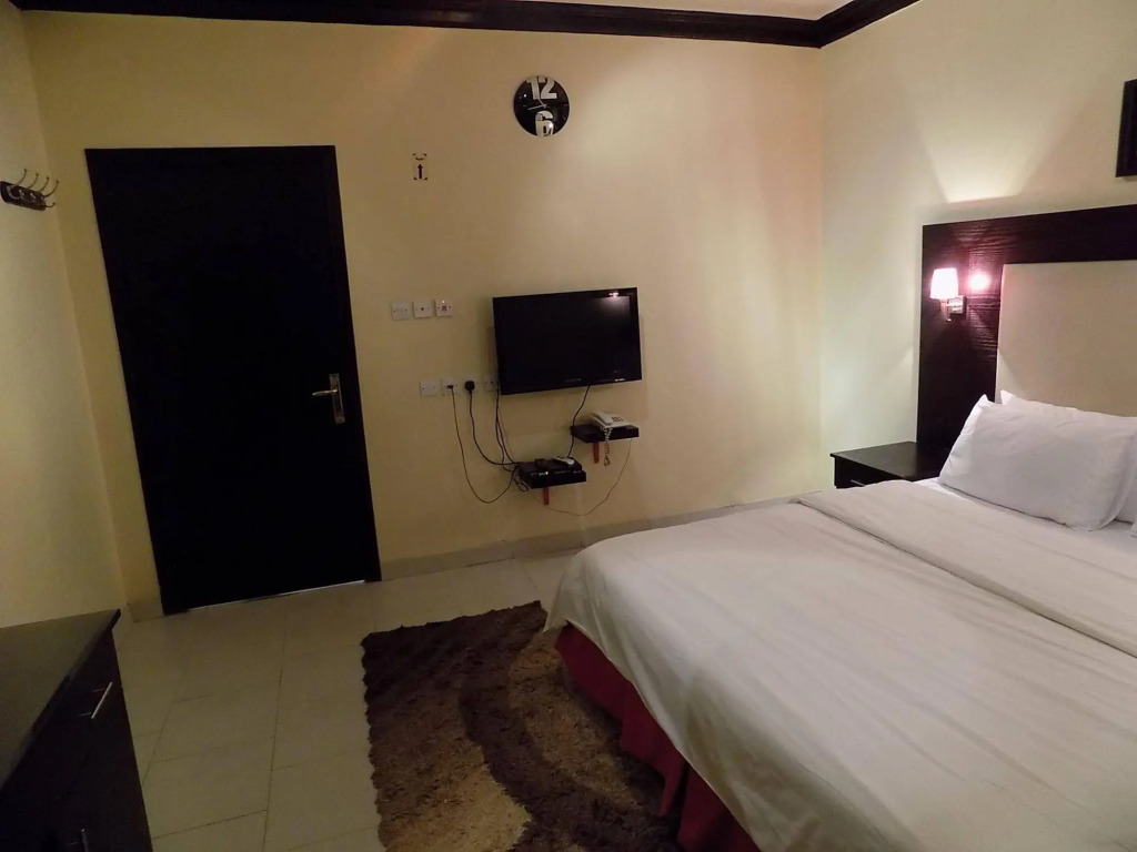 Al Yamama Palace Rawabi Branch (4)
