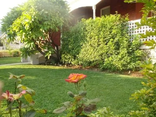 The Colonial House