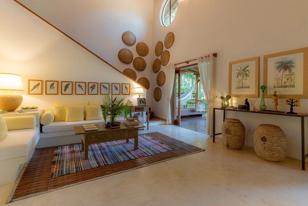 142D Casa com 03 Suítes em Trancoso