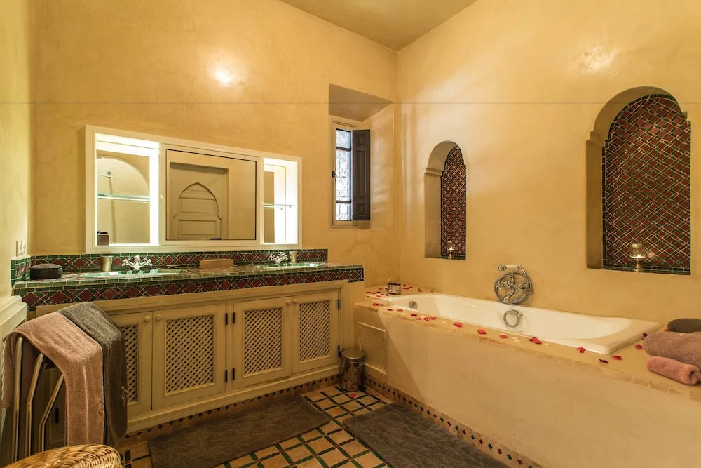 Villa Alouna