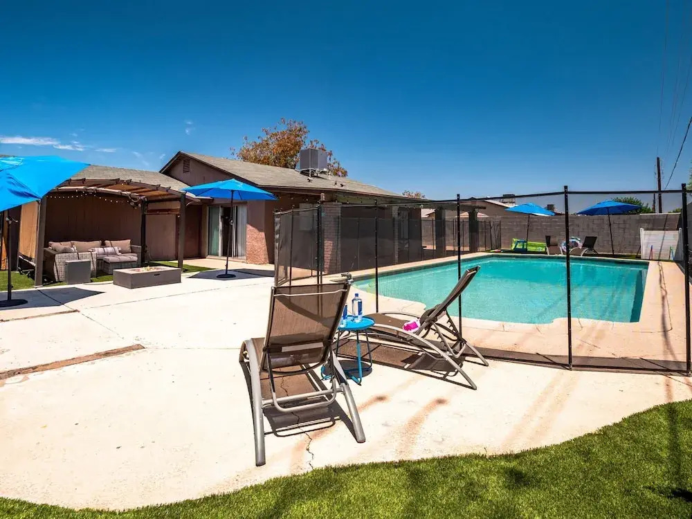 Willows Rest Retreat – Pool | Pool Table | Firepit